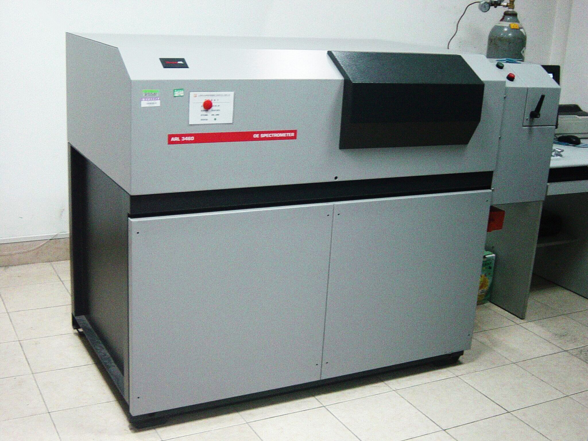 Steel spectrometer Machine Optical emission spectrometer for precise metal composition analysis.